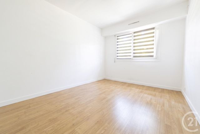 Appartement F3 à vendre - 3 pièces - 72.53 m2 - YERRES - 91 - ILE-DE-FRANCE - Century 21 Optimmo