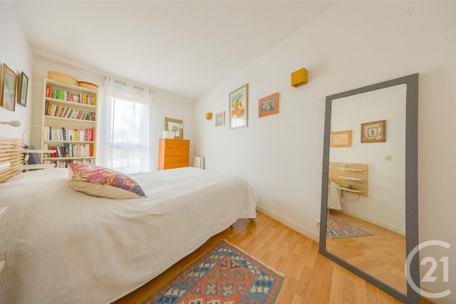 Appartement F4 à vendre - 5 pièces - 87.6 m2 - CROSNE - 91 - ILE-DE-FRANCE - Century 21 Optimmo