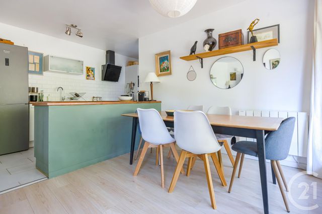 Appartement F4 à vendre - 5 pièces - 87.6 m2 - CROSNE - 91 - ILE-DE-FRANCE - Century 21 Optimmo