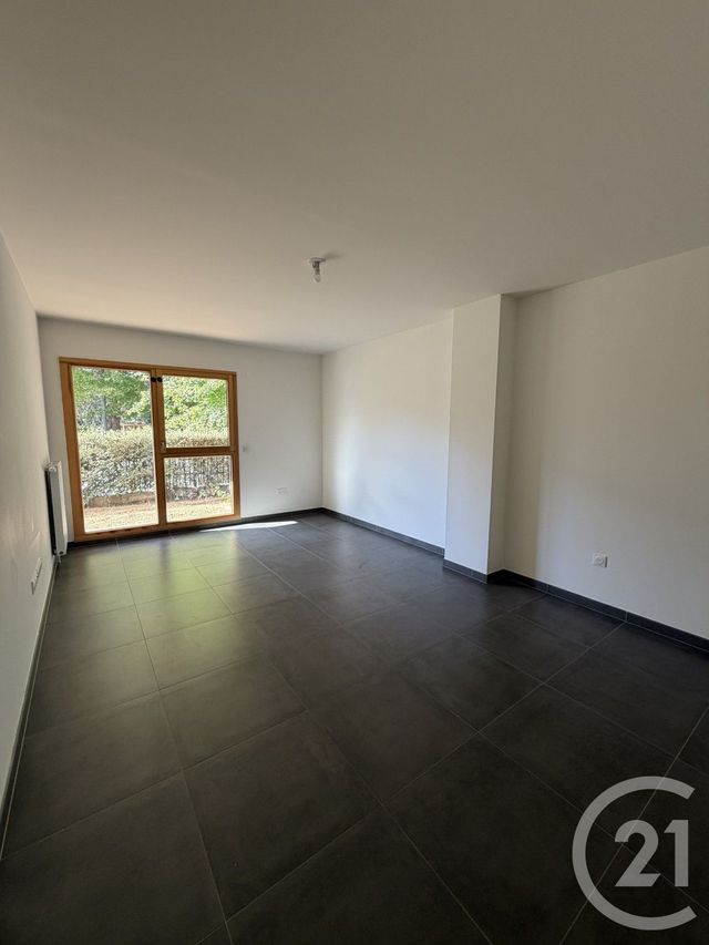 Appartement F2 à louer VIGNEUX SUR SEINE