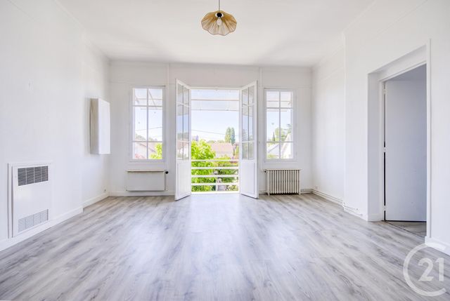 Appartement à vendre - 3 pièces - 72.16 m2 - SOISY SUR SEINE - 91 - ILE-DE-FRANCE - Century 21 Optimmo