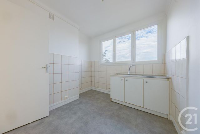 Appartement F3 à vendre - 3 pièces - 58.03 m2 - VIGNEUX SUR SEINE - 91 - ILE-DE-FRANCE - Century 21 Optimmo