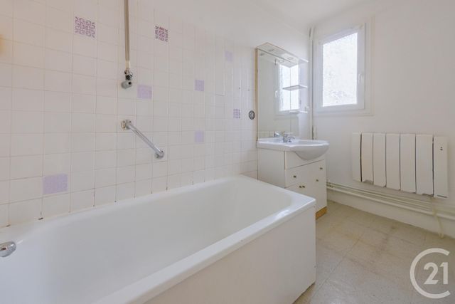 Appartement F3 à vendre - 3 pièces - 58.03 m2 - VIGNEUX SUR SEINE - 91 - ILE-DE-FRANCE - Century 21 Optimmo