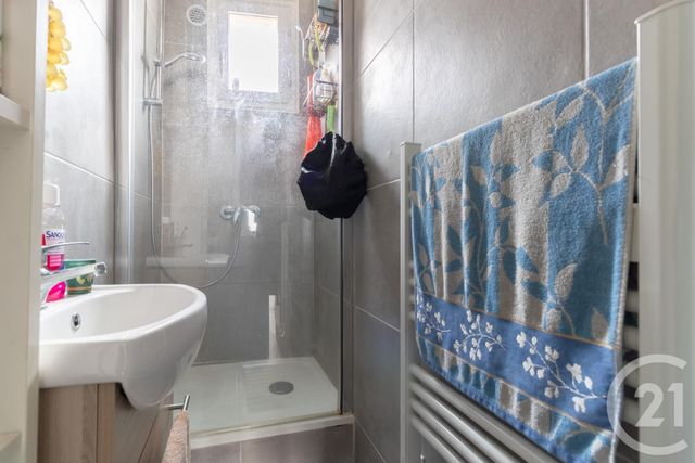 maison à vendre - 5 pièces - 83.04 m2 - VIGNEUX SUR SEINE - 91 - ILE-DE-FRANCE - Century 21 Optimmo